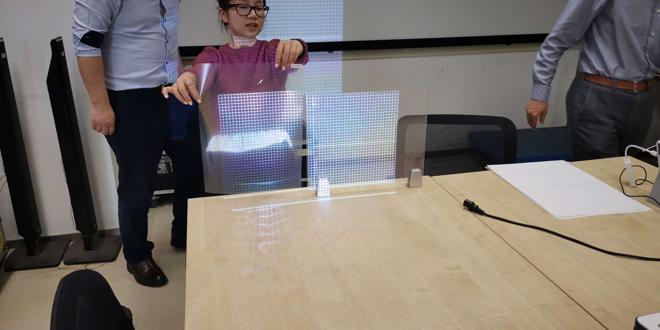 filme de proje&ccedil;&atilde;o frontal transparente